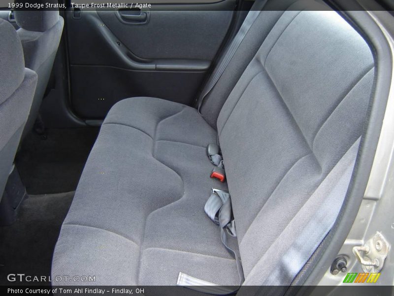 Taupe Frost Metallic / Agate 1999 Dodge Stratus