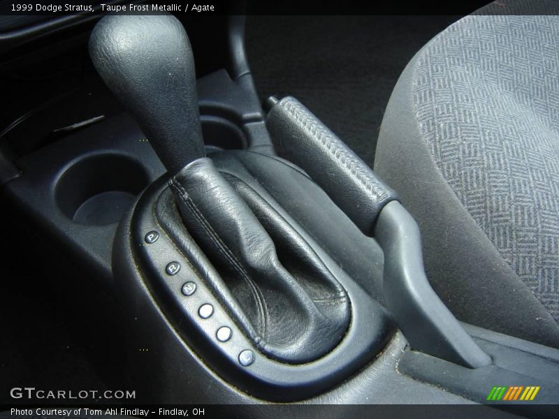 Taupe Frost Metallic / Agate 1999 Dodge Stratus