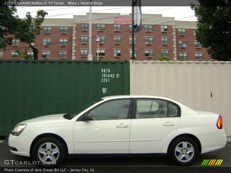 White / Neutral Beige 2005 Chevrolet Malibu LS V6 Sedan