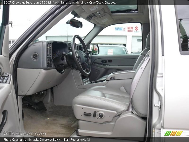 Sandstone Metallic / Gray/Dark Charcoal 2005 Chevrolet Suburban 1500 LT 4x4