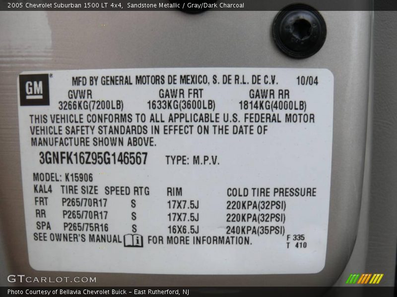 Sandstone Metallic / Gray/Dark Charcoal 2005 Chevrolet Suburban 1500 LT 4x4