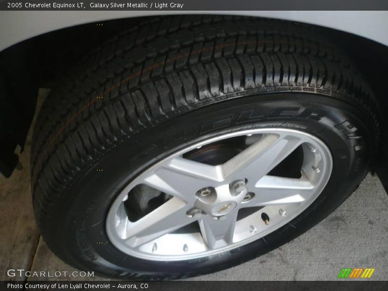 Galaxy Silver Metallic / Light Gray 2005 Chevrolet Equinox LT