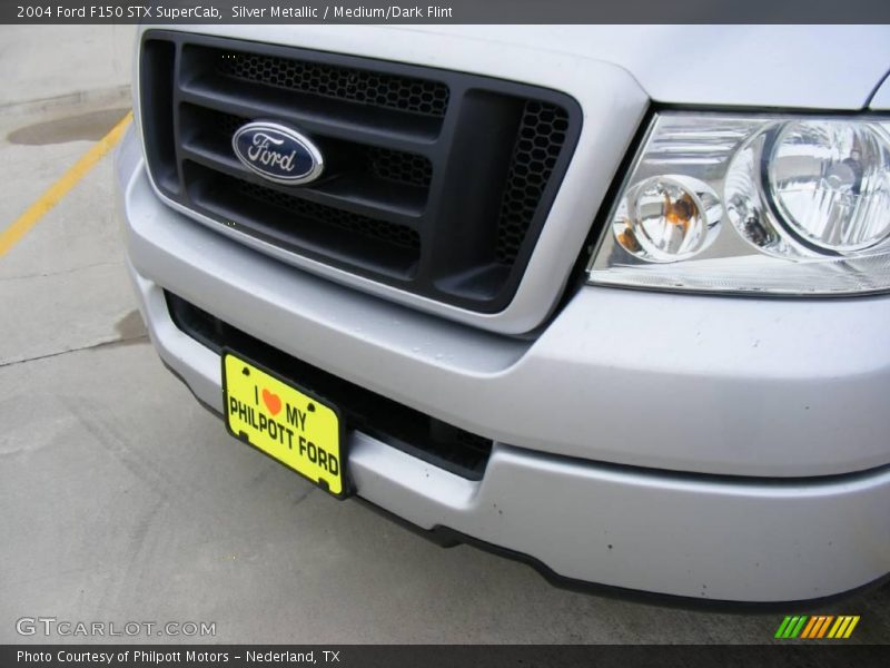 Silver Metallic / Medium/Dark Flint 2004 Ford F150 STX SuperCab