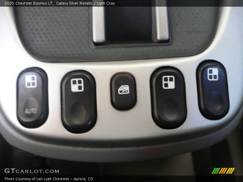 Galaxy Silver Metallic / Light Gray 2005 Chevrolet Equinox LT