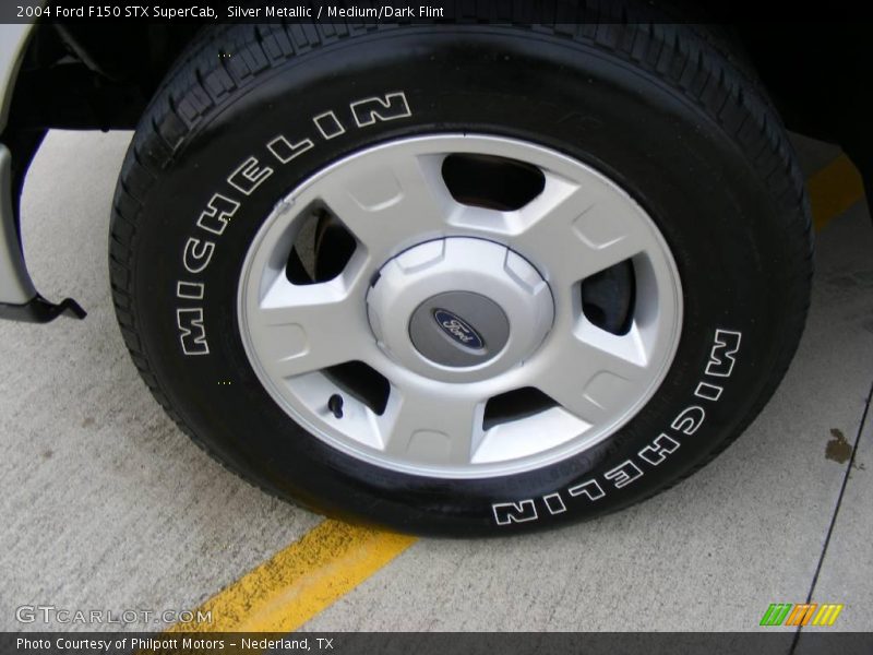Silver Metallic / Medium/Dark Flint 2004 Ford F150 STX SuperCab