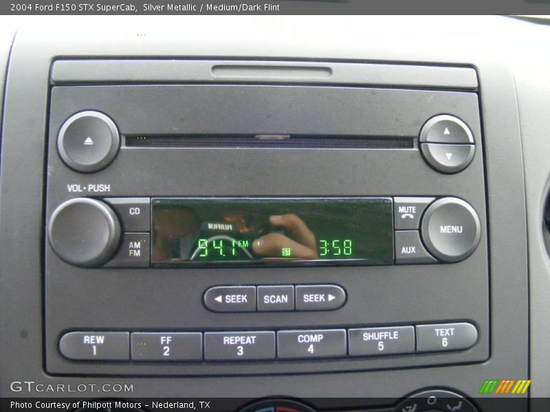 Silver Metallic / Medium/Dark Flint 2004 Ford F150 STX SuperCab