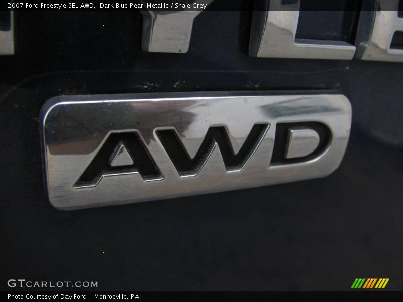 Dark Blue Pearl Metallic / Shale Grey 2007 Ford Freestyle SEL AWD