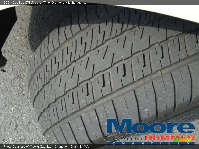 White Diamond / Light Neutral 2004 Cadillac CTS Sedan