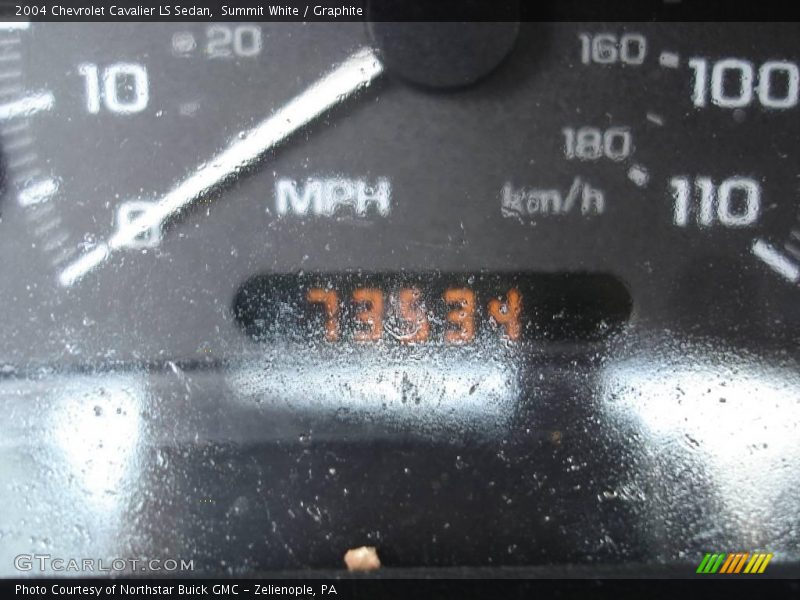 Summit White / Graphite 2004 Chevrolet Cavalier LS Sedan