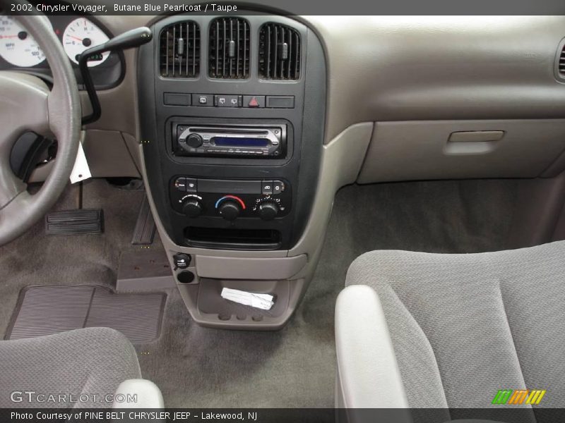 Butane Blue Pearlcoat / Taupe 2002 Chrysler Voyager