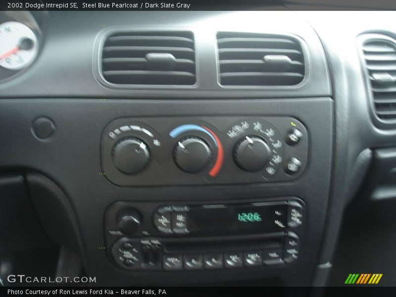 Steel Blue Pearlcoat / Dark Slate Gray 2002 Dodge Intrepid SE