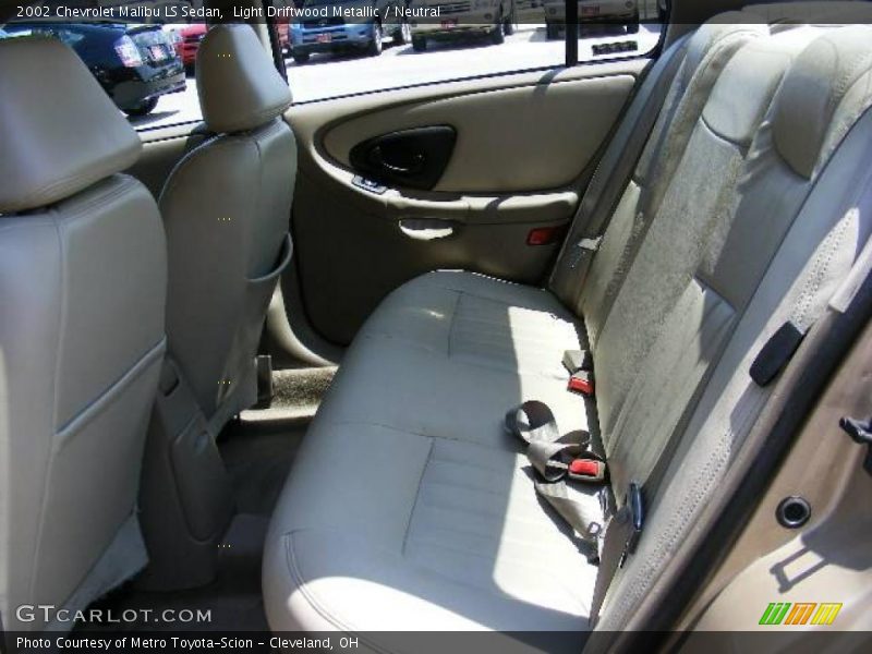 Light Driftwood Metallic / Neutral 2002 Chevrolet Malibu LS Sedan