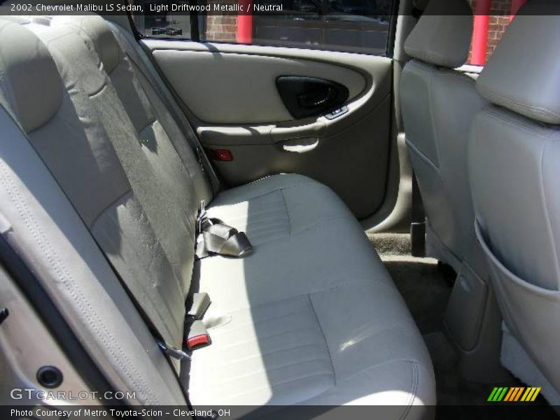 Light Driftwood Metallic / Neutral 2002 Chevrolet Malibu LS Sedan