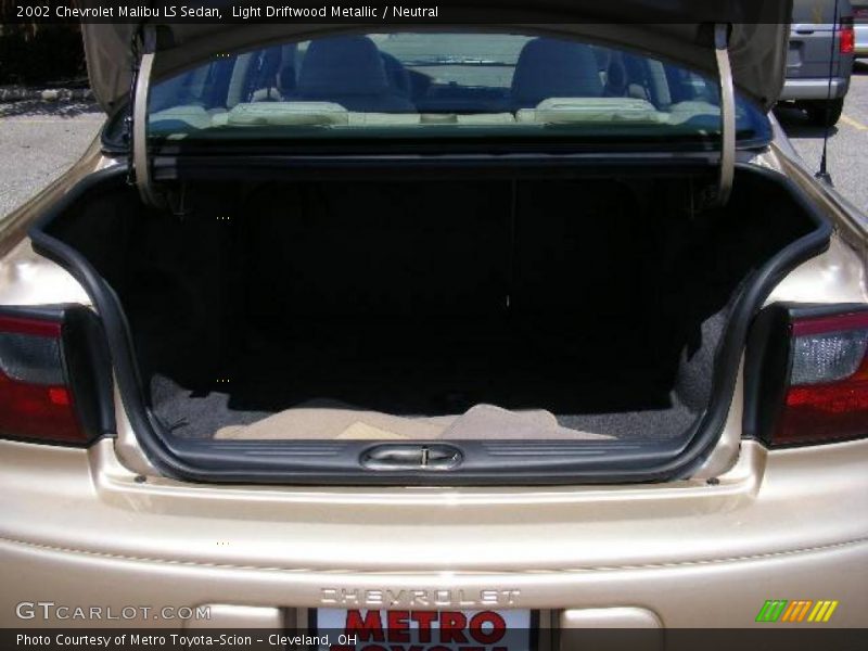 Light Driftwood Metallic / Neutral 2002 Chevrolet Malibu LS Sedan