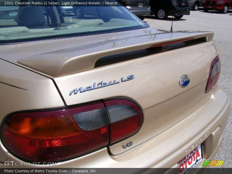 Light Driftwood Metallic / Neutral 2002 Chevrolet Malibu LS Sedan