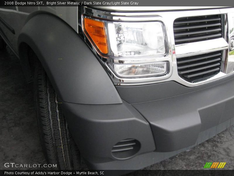 Bright Silver Metallic / Dark Slate Gray/Light Slate Gray 2008 Dodge Nitro SXT