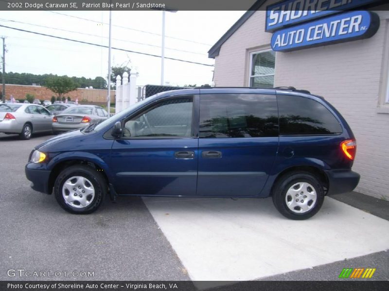 Patriot Blue Pearl / Sandstone 2002 Dodge Caravan SE