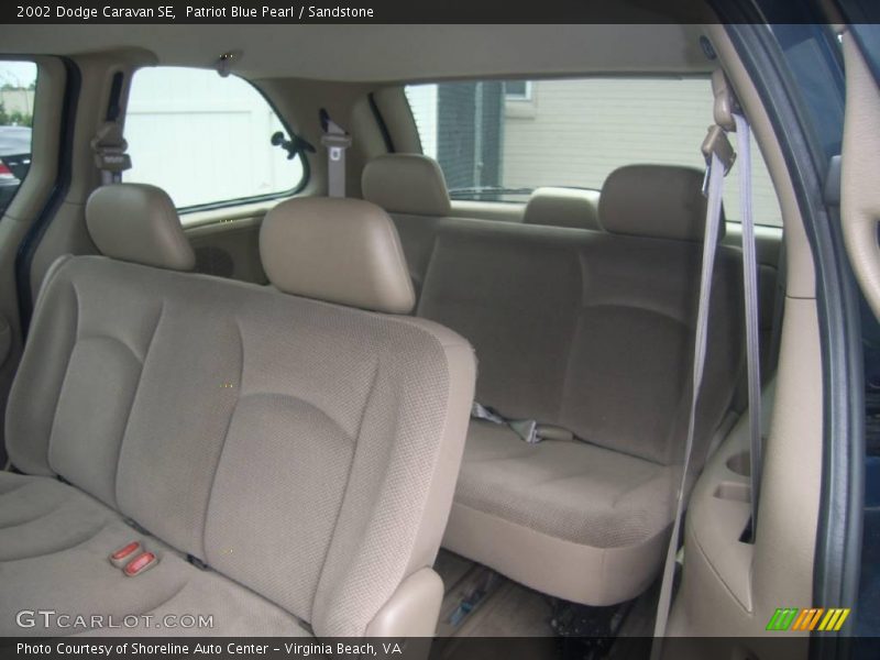 Patriot Blue Pearl / Sandstone 2002 Dodge Caravan SE