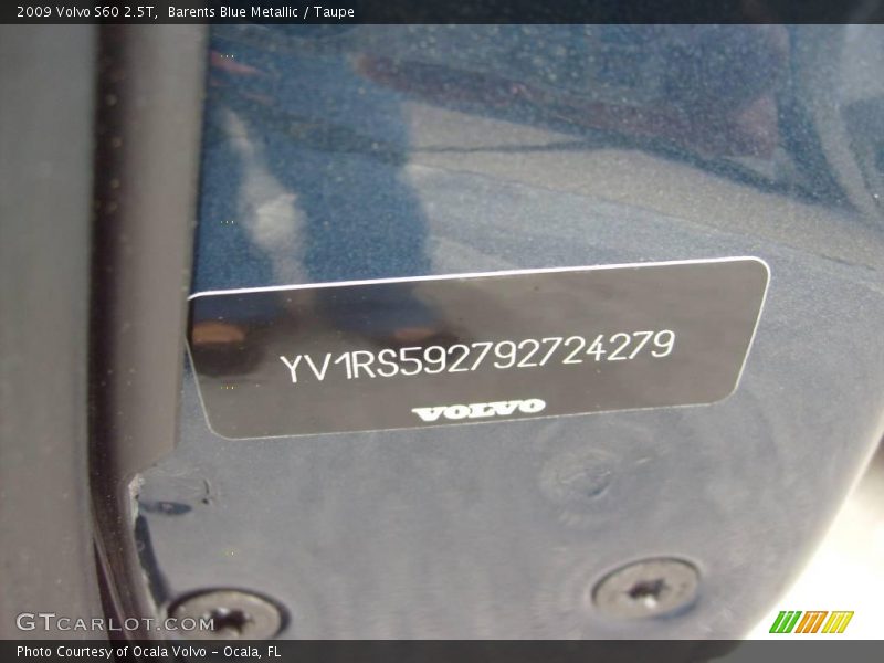 Barents Blue Metallic / Taupe 2009 Volvo S60 2.5T