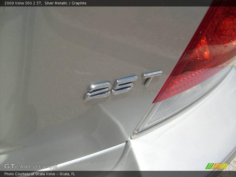 Silver Metallic / Graphite 2009 Volvo S60 2.5T
