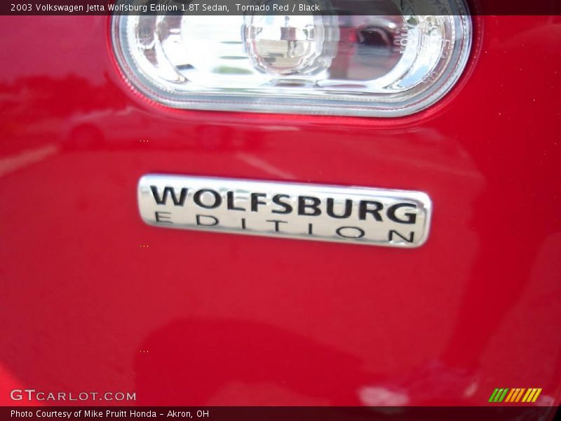 Tornado Red / Black 2003 Volkswagen Jetta Wolfsburg Edition 1.8T Sedan