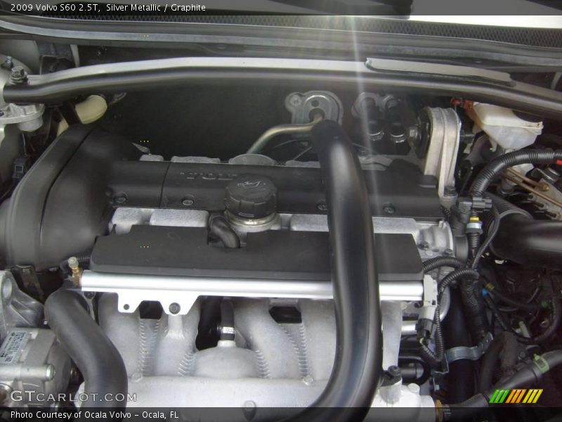 Silver Metallic / Graphite 2009 Volvo S60 2.5T