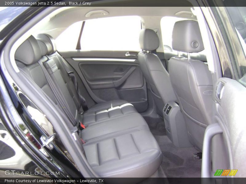 Black / Grey 2005 Volkswagen Jetta 2.5 Sedan
