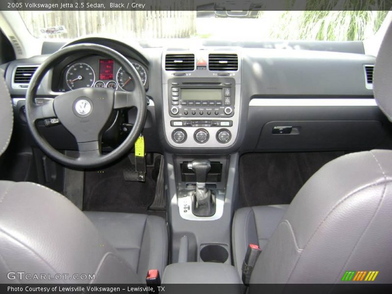 Black / Grey 2005 Volkswagen Jetta 2.5 Sedan