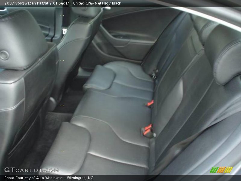 United Grey Metallic / Black 2007 Volkswagen Passat 2.0T Sedan