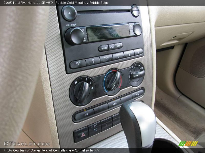 Pueblo Gold Metallic / Pebble Beige 2005 Ford Five Hundred SE AWD