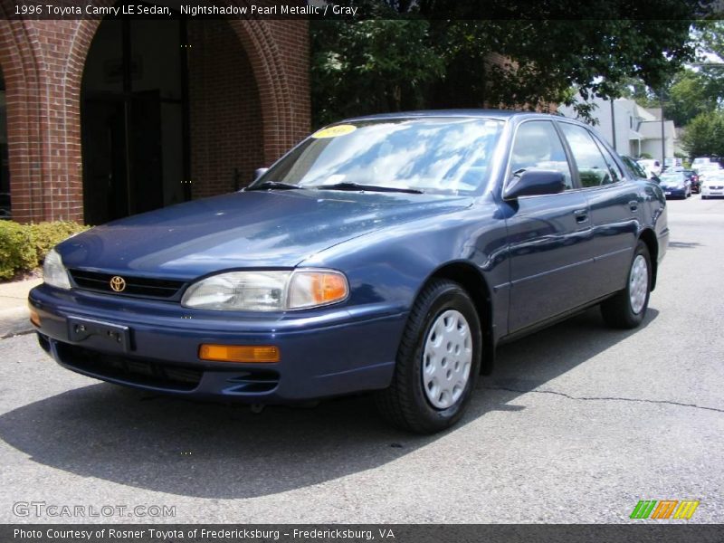 Nightshadow Pearl Metallic / Gray 1996 Toyota Camry LE Sedan