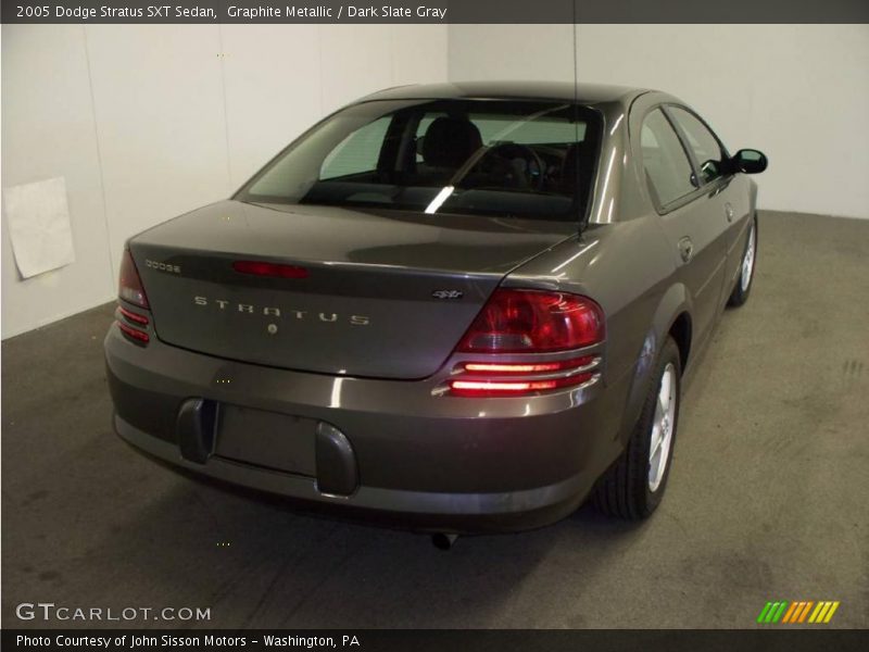 Graphite Metallic / Dark Slate Gray 2005 Dodge Stratus SXT Sedan