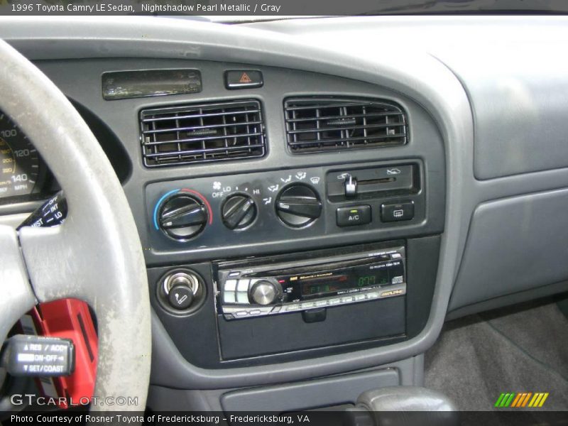 Nightshadow Pearl Metallic / Gray 1996 Toyota Camry LE Sedan