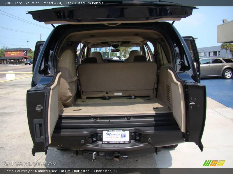 Black / Medium Pebble 2005 Ford Excursion Limited 4X4