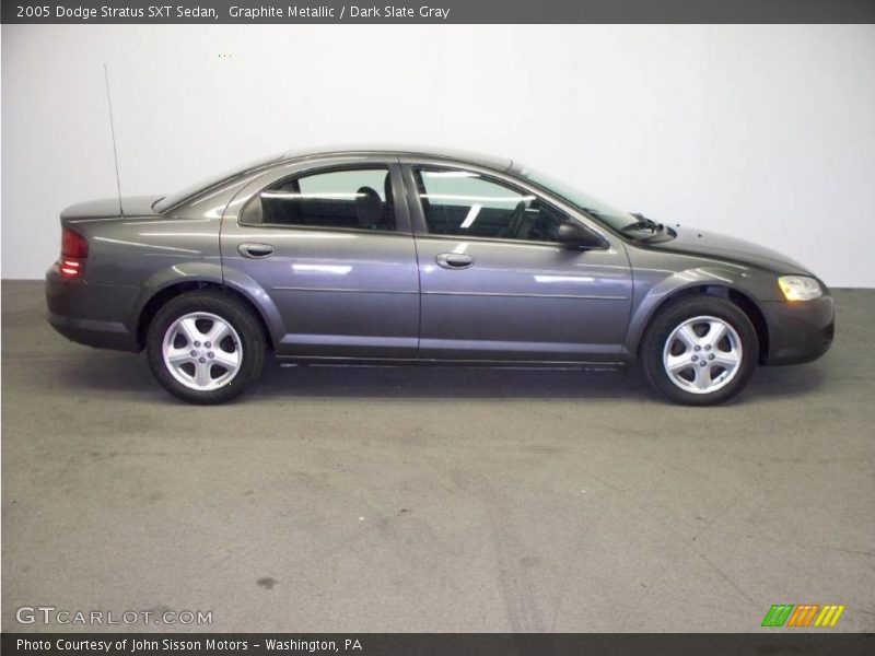 Graphite Metallic / Dark Slate Gray 2005 Dodge Stratus SXT Sedan