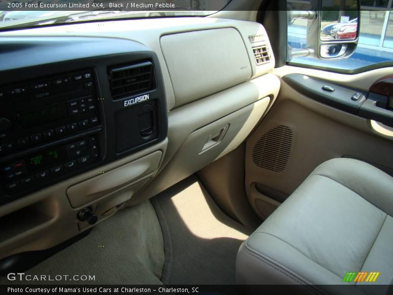 Black / Medium Pebble 2005 Ford Excursion Limited 4X4