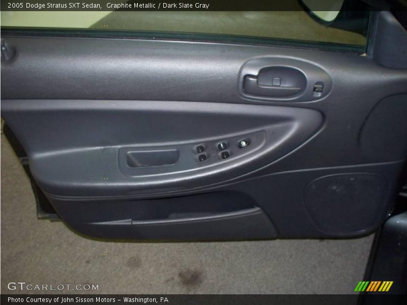 Graphite Metallic / Dark Slate Gray 2005 Dodge Stratus SXT Sedan