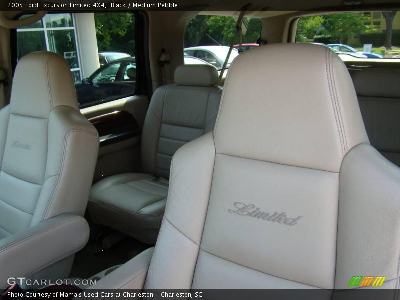 Black / Medium Pebble 2005 Ford Excursion Limited 4X4
