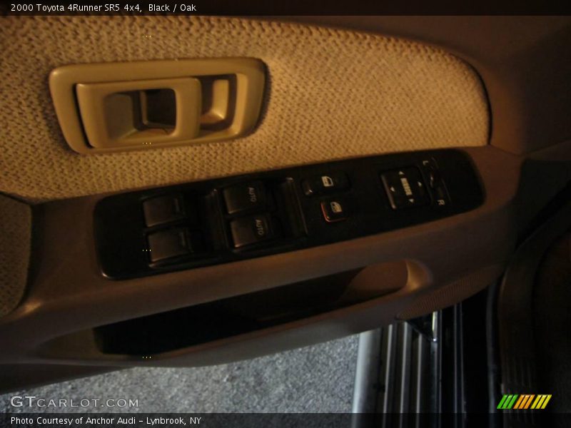 Black / Oak 2000 Toyota 4Runner SR5 4x4