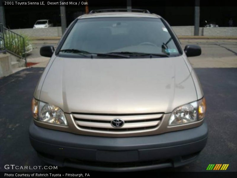 Desert Sand Mica / Oak 2001 Toyota Sienna LE