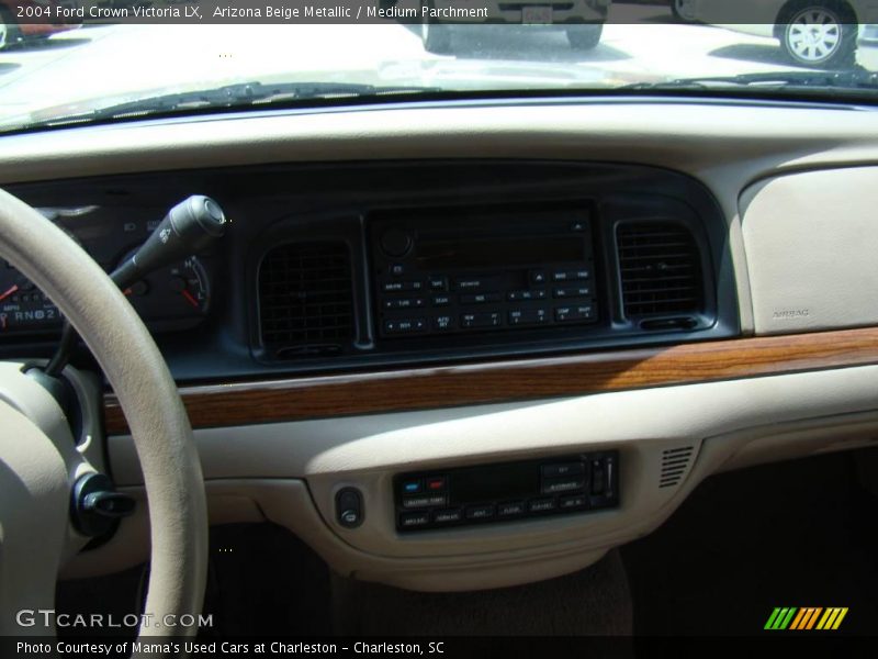 Arizona Beige Metallic / Medium Parchment 2004 Ford Crown Victoria LX