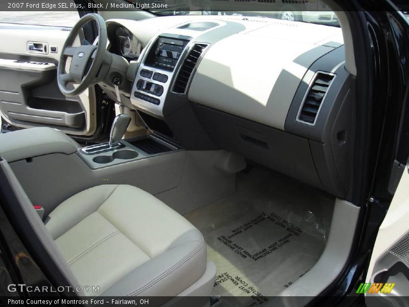 Black / Medium Light Stone 2007 Ford Edge SEL Plus