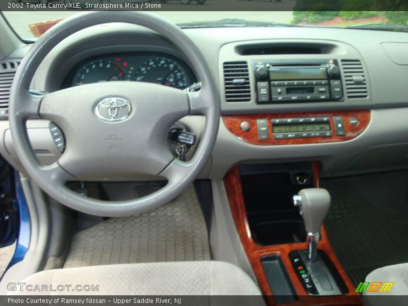 Stratosphere Mica / Stone 2002 Toyota Camry XLE