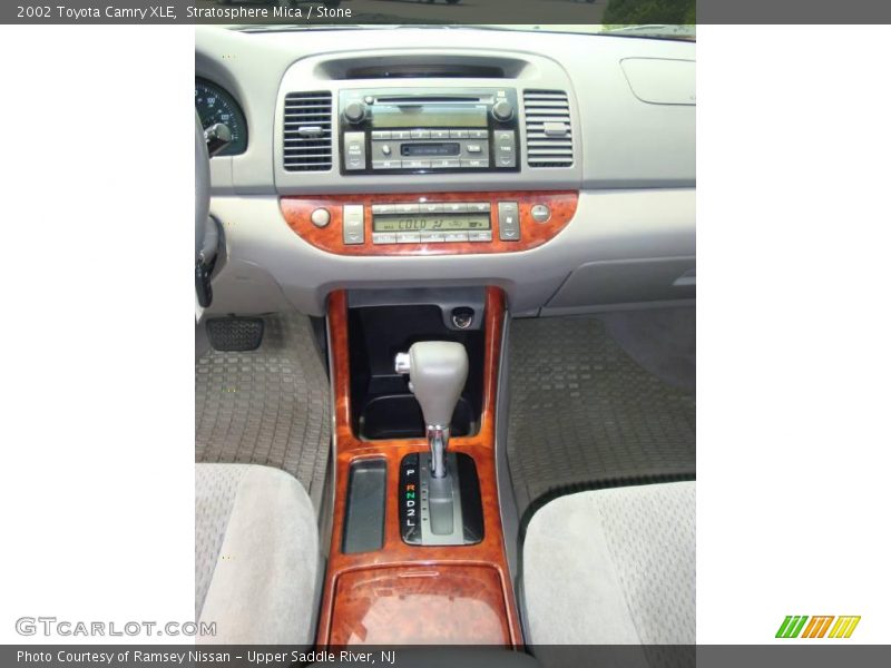 Stratosphere Mica / Stone 2002 Toyota Camry XLE