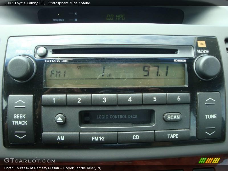 Stratosphere Mica / Stone 2002 Toyota Camry XLE