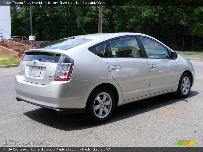 Millenium Silver Metallic / Burgundy/Gray 2004 Toyota Prius Hybrid