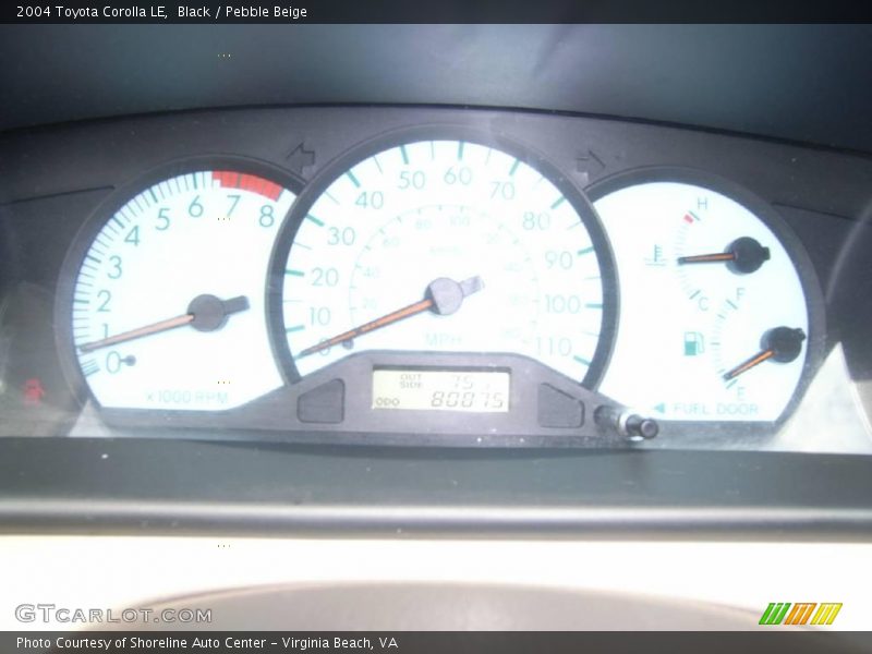 Black / Pebble Beige 2004 Toyota Corolla LE