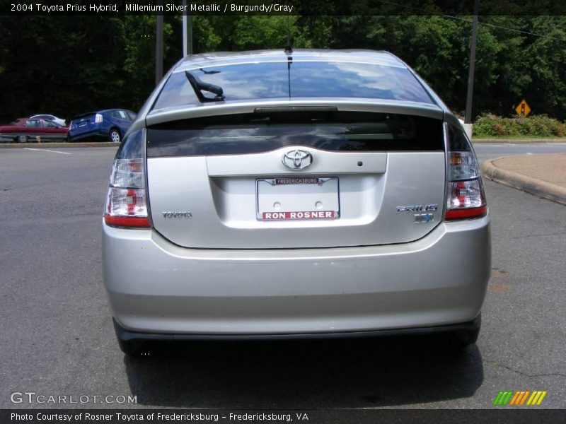 Millenium Silver Metallic / Burgundy/Gray 2004 Toyota Prius Hybrid