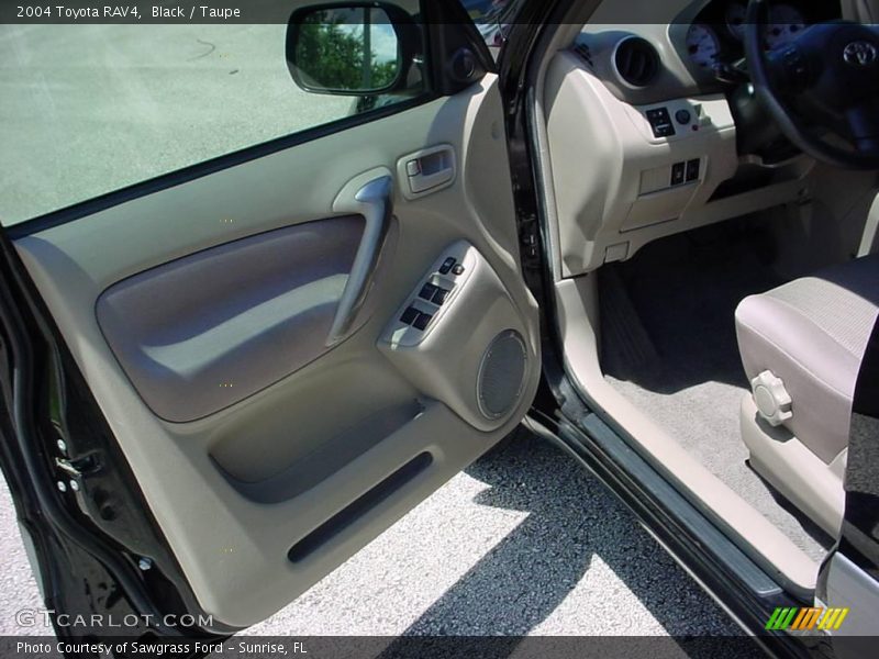Black / Taupe 2004 Toyota RAV4
