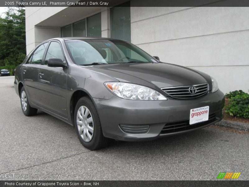 Phantom Gray Pearl / Dark Gray 2005 Toyota Camry LE